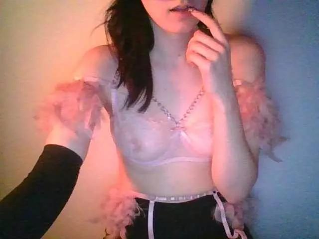 DevilishDoll on BongaCams 