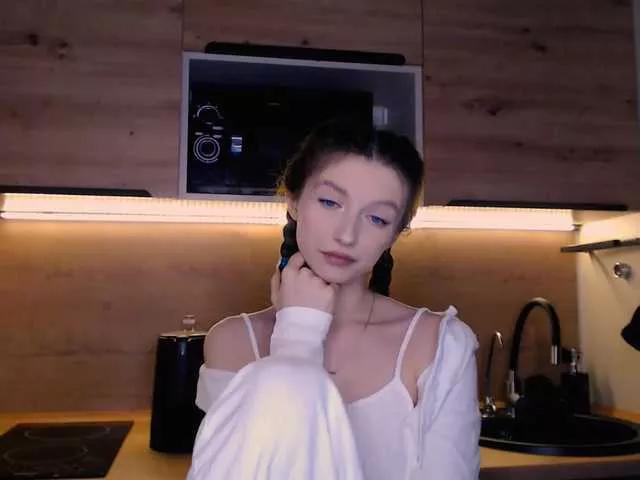 LinaCute on BongaCams 