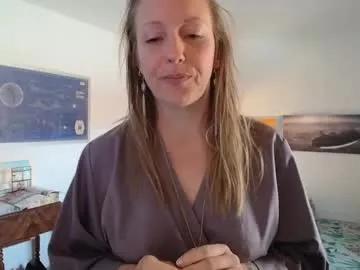 alice8363 — OF, snap, lovetapes, insta Bonjour :) #french #mature #c2c #private  NAKED for => [732 tokens remaining]