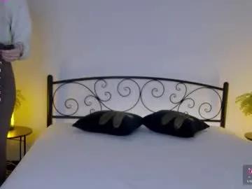 alyxkinski — take off jeans #18 #ginger #skinny #young [528 tokens remaining]