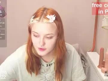 blissful_muse — Goal: anal plug? [231 tokens left] #hairy #smoke #feet #anal #redhead