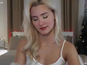 chloecoral on Chaturbate 