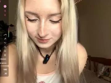 evaqt — Hi! im Eva and im #new here! GOALput Lush inside Love pattern 222tk #18 #skinny #shy #lovense [193 tokens remaining]