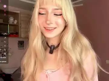 evaqt — Hi! im Eva and im #new here! GOALTouch BoobsLove pattern 222tk #18 #skinny #shy #lovense [50 tokens remaining]