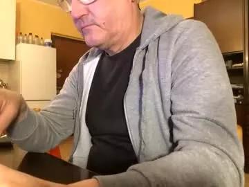 giovanni_1964 on Chaturbate 