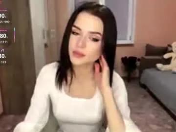 jettaboan — Goal: Doggy pose first time here !!! I have a new toy! Uhmm Hello guys :) #new #shy #lovense #skinny #18 [1710 tokens remaining]