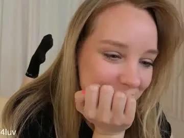 l1n4luv — Hiii, my name Lina !!!! Goal: remove panties (side view) #shy #18 #blonde  #bigboobs [1691 tokens remaining]