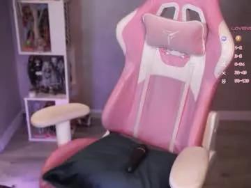 liniq — GOAL: Pinch nipples [139 tokens remaining] do you like my tongue? #18 #bigboobs #bigass #blowjob #Goth