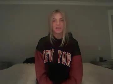 oliviacarterrr — shorts off #18 #fun #blonde [0 tokens remaining]