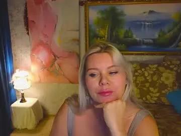 reasonforpassion_ — UNDERSKIRT SHOW [287 tokens left] get to know me better in pvt! #curvy #milf #hair #mistress #JOI