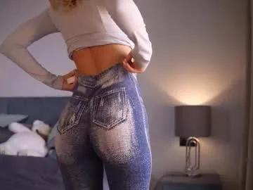 rodeo_drive — GOAL: wiggle with my jeans butt [77 tokens remaining] Hi guys! Im Natalee^^ glad to see u! It`s only 5th day here,be nice no rude #lovense #new #teen #ass