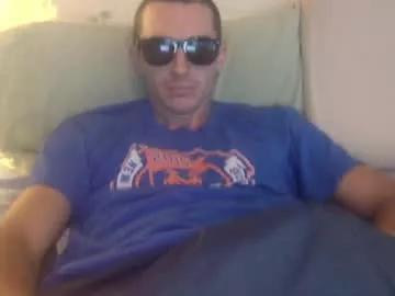 ryanjones2315 on Chaturbate 