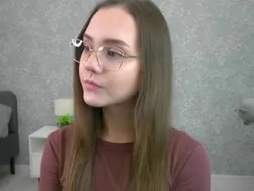 sara_whooops — Goal: Show and slap my ass in doggy! #teen #shy #18 #young #bigass [50 tokens remaining]