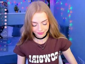 sayl0r_moon on Chaturbate 