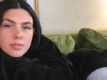 stacywithuu — helpppp heater is broken  can someone warm me up?   goal:  hand bra + oil me up   #bigboobs #bigass #new #18 [612 tokens remaining]