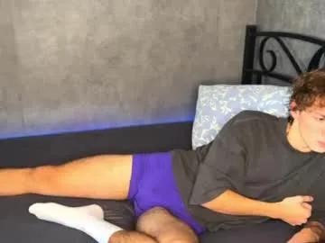 xavier_200 — show feet [35 tokens left] #18 #new #hairy #twink #bigcock