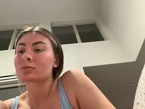 Alyssa_rhoades on StripChat 