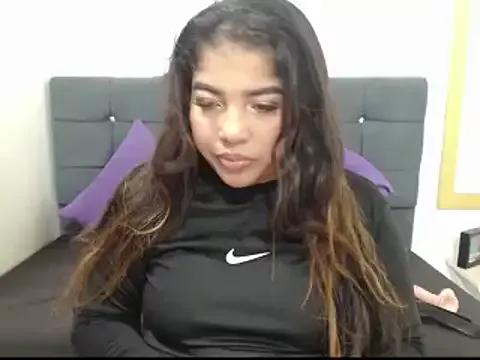 AmayaHeat on StripChat 