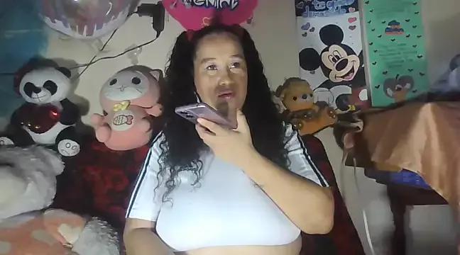 Ardiente_celeste on StripChat 