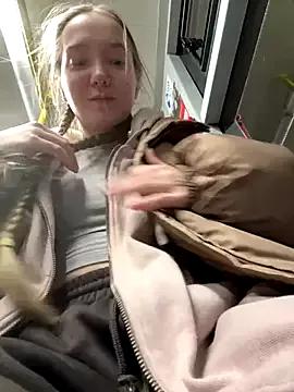 bambi_lu — pinch nipples under top in UBER 