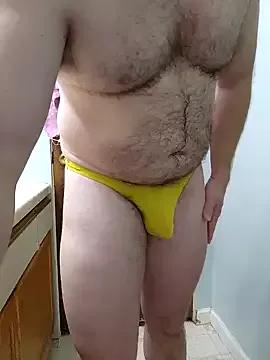 builtforthej9b on StripChat 