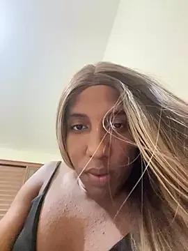 Celine_trans01 on StripChat 