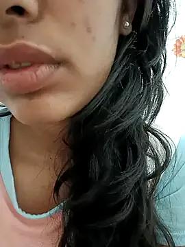 Cute-Chaya on StripChat 