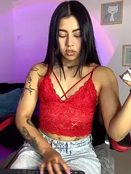 emily_22x on StripChat 