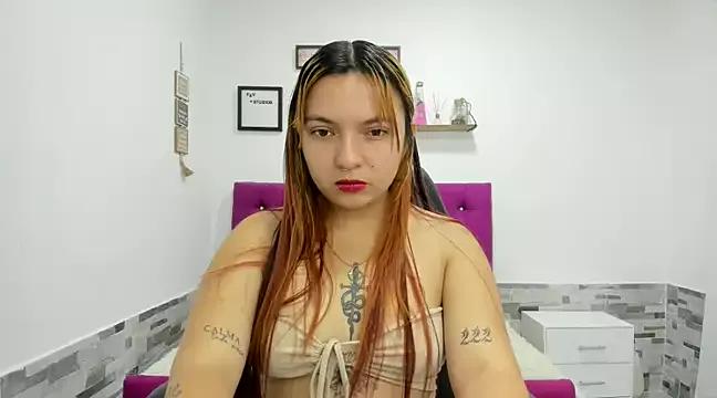 Esther_web09 on StripChat 