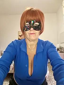 Gattina74 — Tolgo maglietta