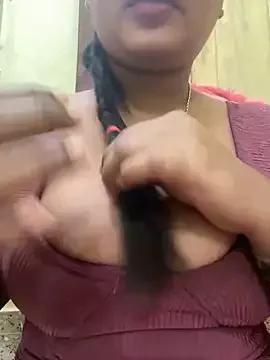 Hot-Diya21 on StripChat 