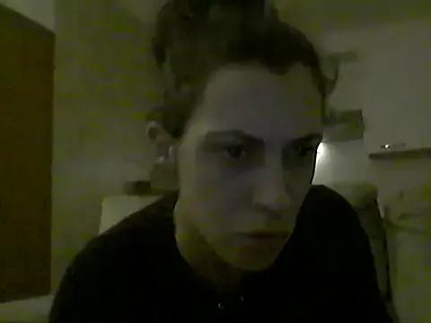 ioluisex7 on StripChat 