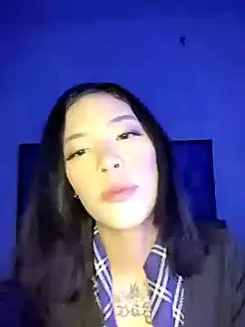 IvyRosee on StripChat 