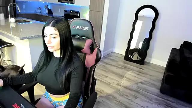 jasminestreams on StripChat 