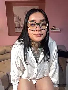 JudithMora_Pink on StripChat 