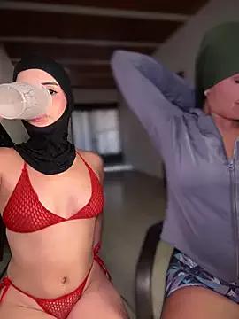 lalilamassu1 — Plug anal harder