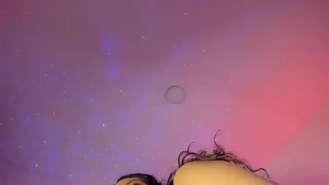 lovely_kitt — Freechat on StripChat