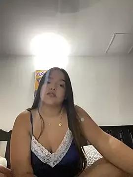 Lyriel_08 on StripChat 