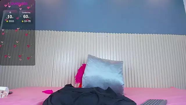 Madeline_Cooper08 on StripChat 