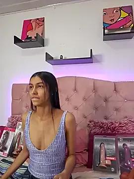 maria_skinnyxx on StripChat 