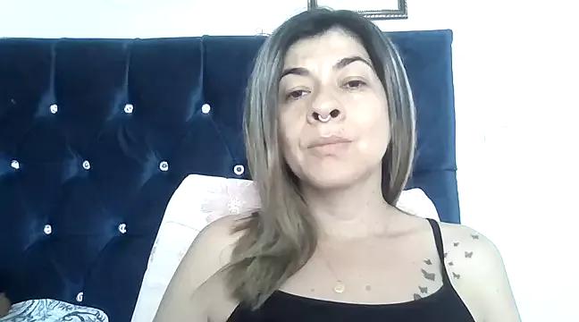 mariacanela on StripChat 