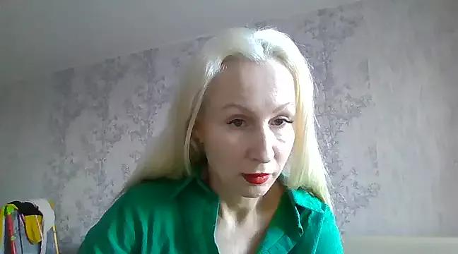 Mariana_har777 on StripChat 