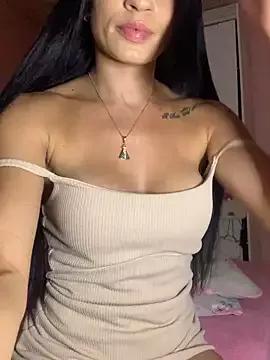 Melzinha90 on StripChat 