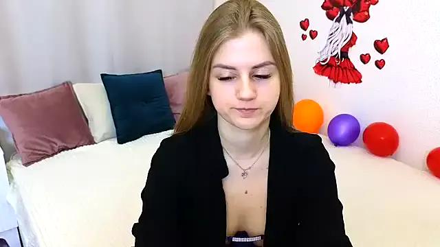 MilanaRosebud on StripChat 