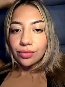 StripChat MissCat_ is Freechat MissCat_ — Do you want to fuck me?