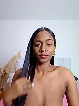 OnlyLoveHere_ on StripChat 