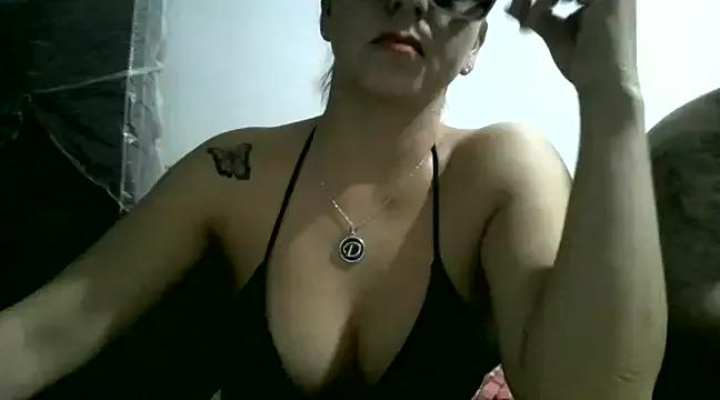 peque-love97 on StripChat 