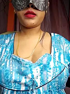 queenarchana on StripChat 