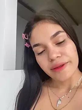 Rosario_14 on StripChat 