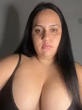 Shainabigoficial on StripChat 